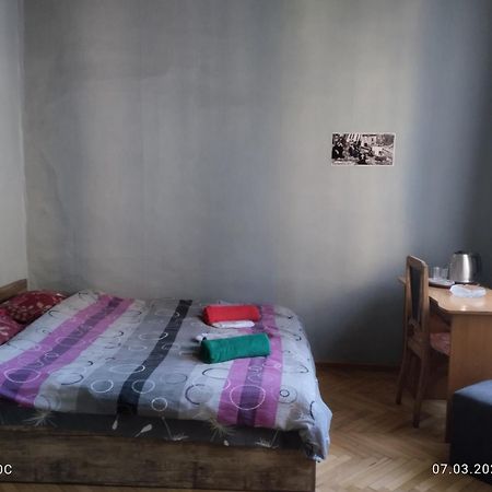 Hostel On Marjanishvili 第比利斯 外观 照片